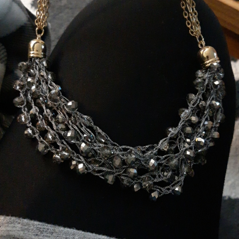 Statement necklace